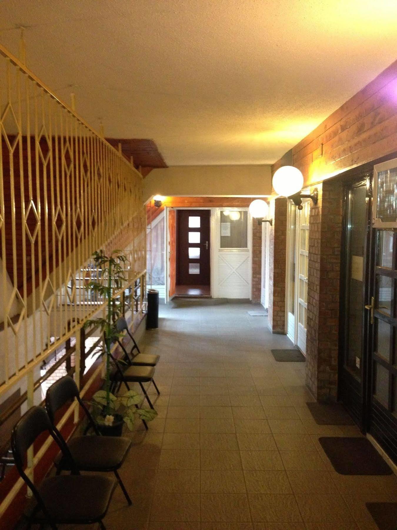 Kálvin Vendégszobák Debrecen Extérieur photo